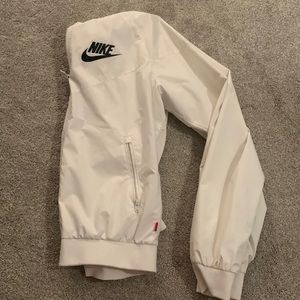 Nike windbreaker jacket